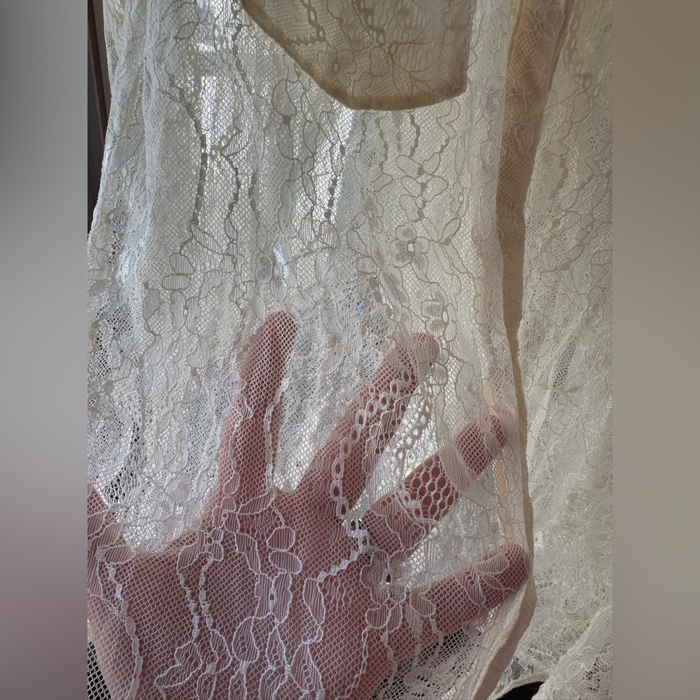 Vintage Guess Lace See-through Top Large - Picture 5 of 7